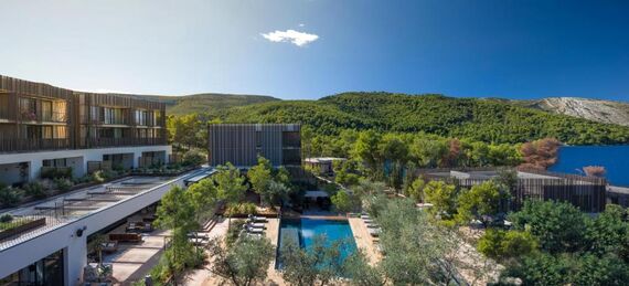 Maslina Resort