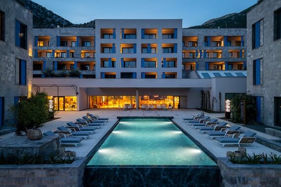 Mövenpick Hotel & Residences Teuta Kotor Bay